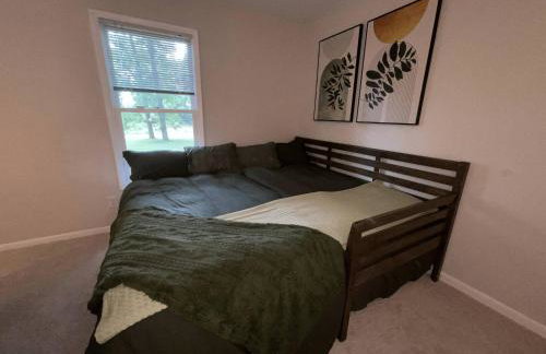 Secluded Luxe 5BR Estate| Pool, Wineries, Near ND - Foto 37