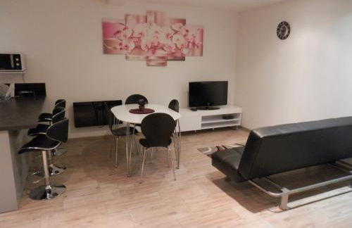 CHALET INDIVIDUEL TRES ENSOLEILLE AU CALME VUE IMPRENABLE - Foto 5