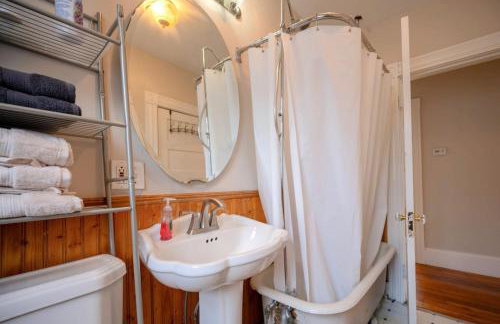 Central Beverly 5 min to Salem - Photo 16