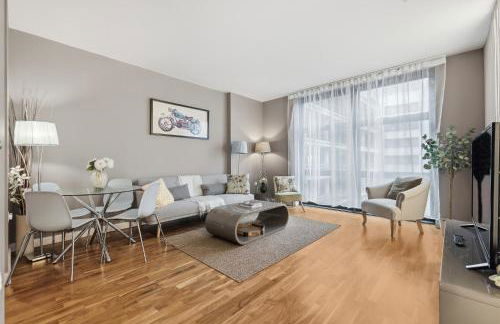 Stunning 11th Floor Canary Wharf Flat River and City Views - Foto 1