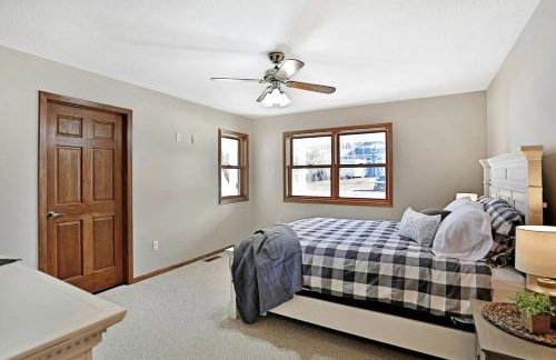 Lakefront Cottage Fully Equipped with Excellent Location in Saint Croix Falls, Wisconsin - Foto 6