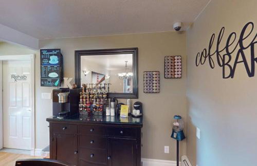 Tacit Shadow Resort Paradise Deluxe Suite, Gym, Coffee Bar, Hot-Tub, Free Laundry, Food Available - Foto 15