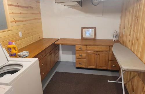 The Lily Pad on Benzie Blvd - Super Cute! - Foto 49