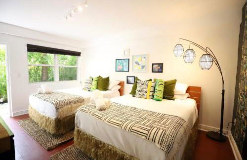 South Beach Steps to Ocean Drive with Free Parking - Foto 1