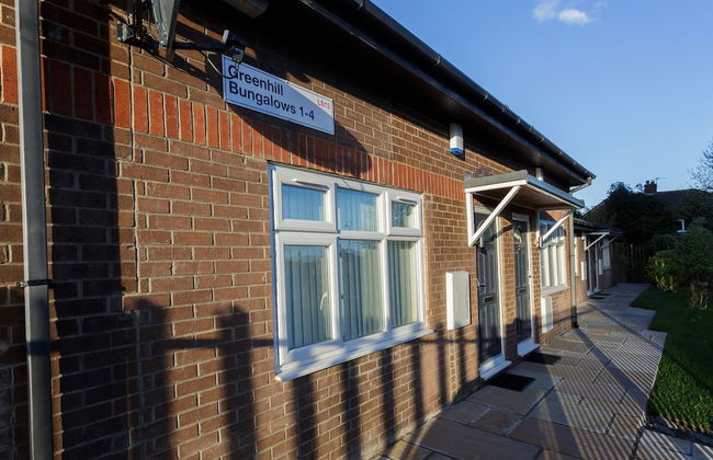 Live in Leeds Greenhill Bungalows - Photo 71