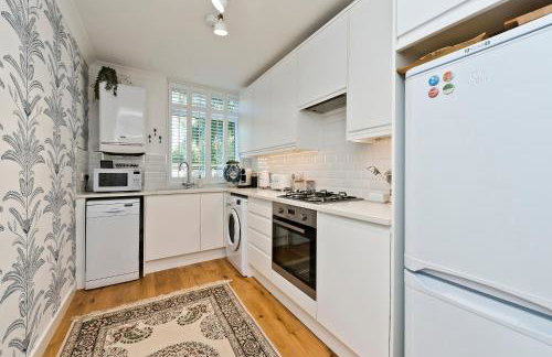 Botanical Bliss by Underthedoormat - Foto 24