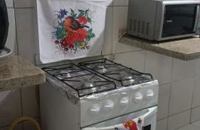 Casa Inteira Perto de tudo com 3Quartos 1Suíte Wifi Rápida e Garagem Privativa - Foto 9