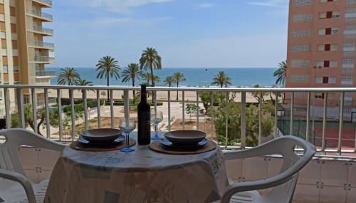 El Cisne frente al mar- Piscina y Wifi - Photo 3