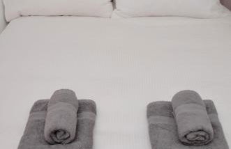 1FG Dreams Unlimited Serviced Accommodation- Staines - Heathrow - Foto 26