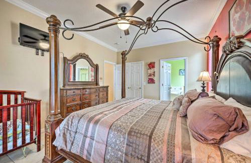 Spacious Family Home with Spa in Davenport! - Photo 34