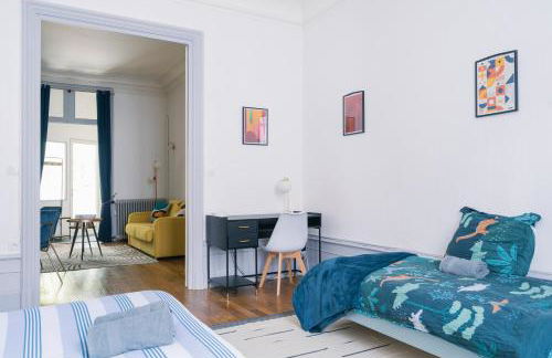 La Verrière by la Maison de Marc- Poitiers Centre - parking et terrasse - Foto 17