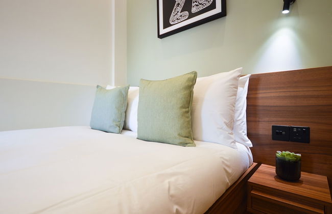 Shepherds Bush Green Serviced Apartments by Concept Apartments - Photo 18