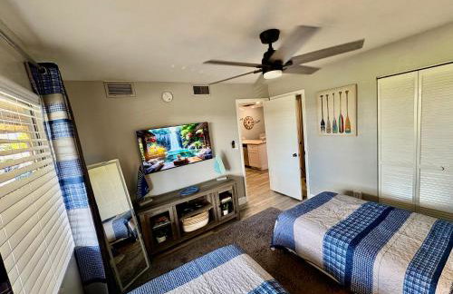 Waterfront Condo by the Marina - Photo 12