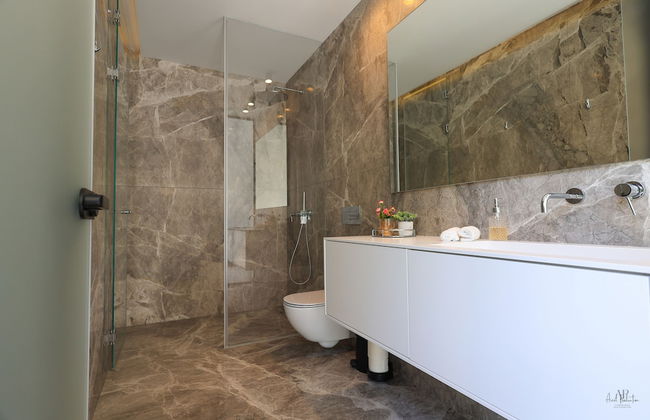 Luxurious Coastal Villa w Pool & Garden - Foto 58