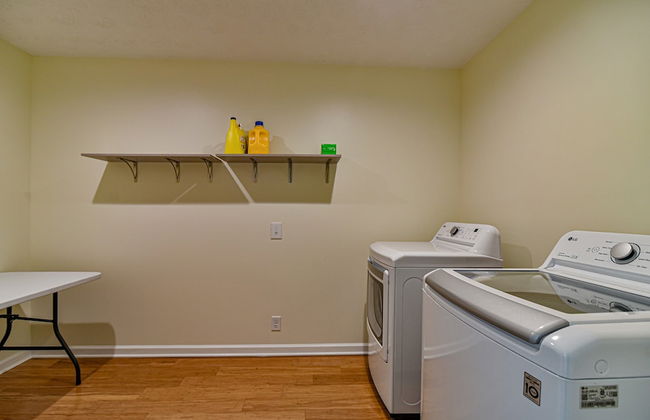 Aiken Rd - 6 BR - hot tub and game room - Foto 27