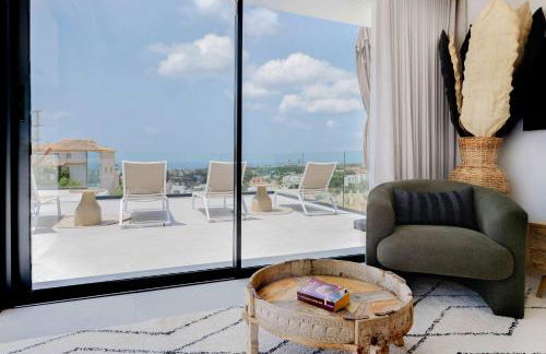 Casa Sol Luxury Rooftop Penthouse Gym Spa Pools - Photo 13