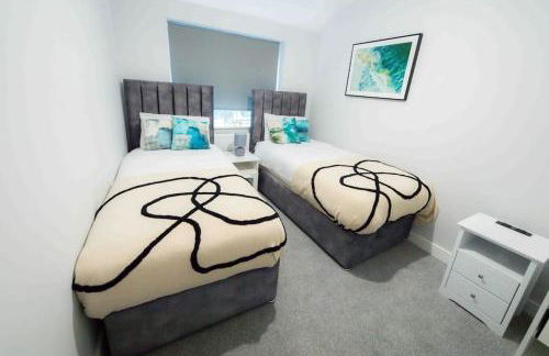 Beautiful, Peaceful, 5 Bedroom home with Hot Tub! - Foto 35