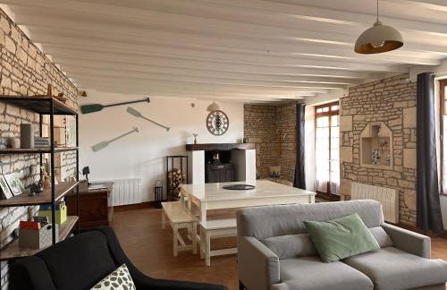 Une maraîchine en bord de conche avec barque sans linge de maison - Foto 1