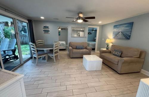 Stingray - Intimate Quaint on Imperial River 1.4 mi. 2 Beach - Foto 1