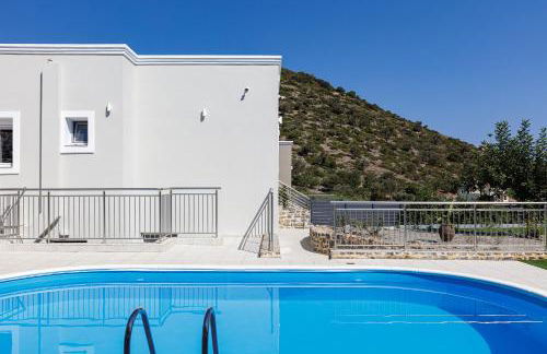 Family Villa Basilicata Gloria with Private Heated Pool, BBQ & Kid's Play Area - Foto 11