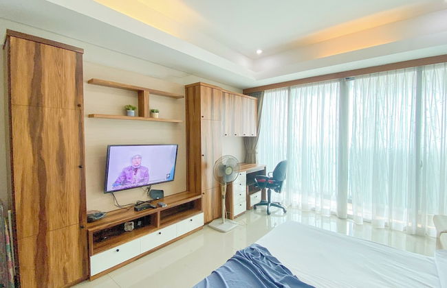 Big And Comfy Studio At Kemang Village Apartment - Foto 6
