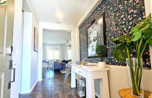 5Br3B Pool, 2mi to Fstvals, EV Chrgr, Gym, Games - Photo 50