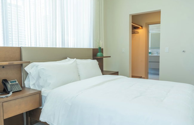Arcadia Condo Suites - Photo 26