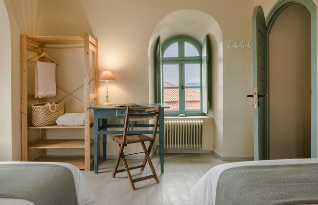 The Tower House - Photo 8