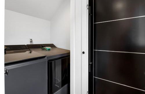 Platinum Suite LA - Photo 24