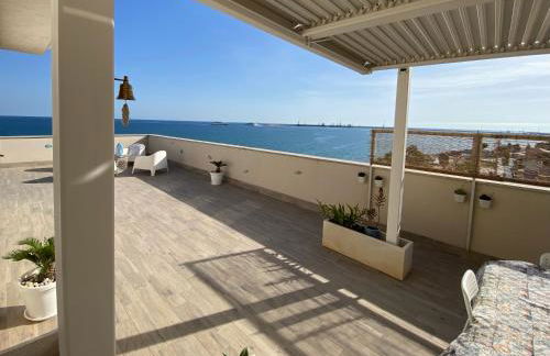 Fronte Mare a Pozzallo in Sicilia - Terrazza delle Sirene - Foto 8