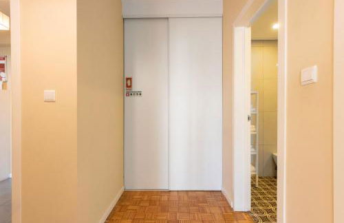 Destiny Oporto - Foto 18