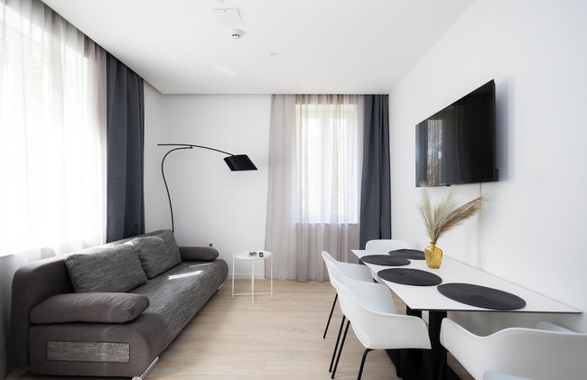 Kula & the Top Apartments - Photo 18