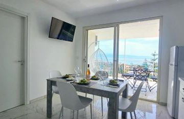 Ninfa Sul Mare Apartments - Piscina Idromassaggio 50 M E T R I dal Mare Free Parking - Photo 2