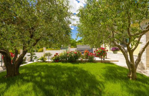 Holiday Home Maslina near Omis - Photo 4