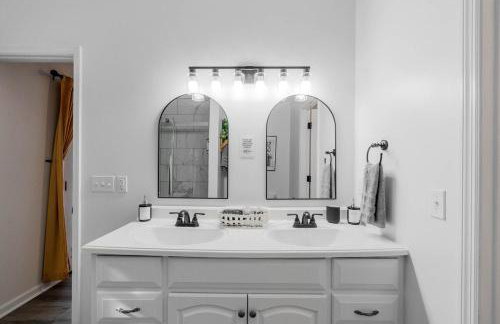 Pool,FirePit,Gym,Game Rm,4BR3BA,Near Parris Island - Foto 27