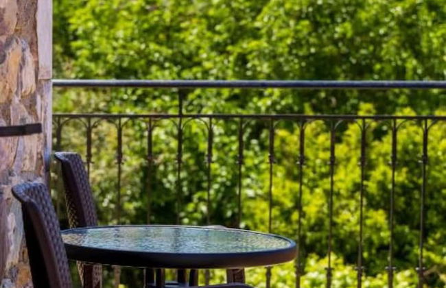 Platsa Seaview Retreat - A Stone-built Escape - Photo 20