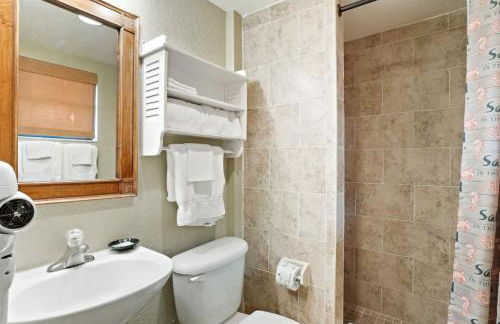 Beso Del Sol Beauty Studio Oasis in Dunedin 409 - Foto 14