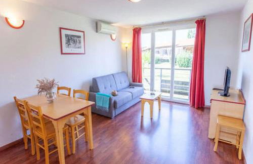 Cassen Holiday for Eight Guests - Foto 44