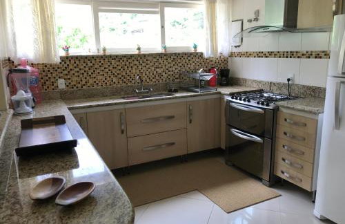 Aconchegante casa com piscina e lazer completo - Foto 55