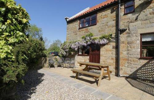 Goathland Cottage - Photo 1