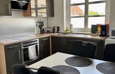 Premium Quartier - Modernes Apartment, 2 Schlafzimmer, WLAN, Parken, Küche - Foto 1