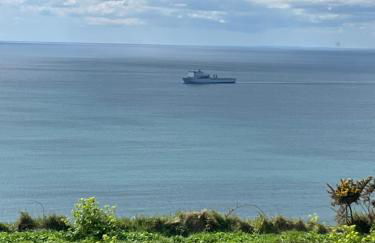 Sunset sea view chalet with hot tub - Photo 21