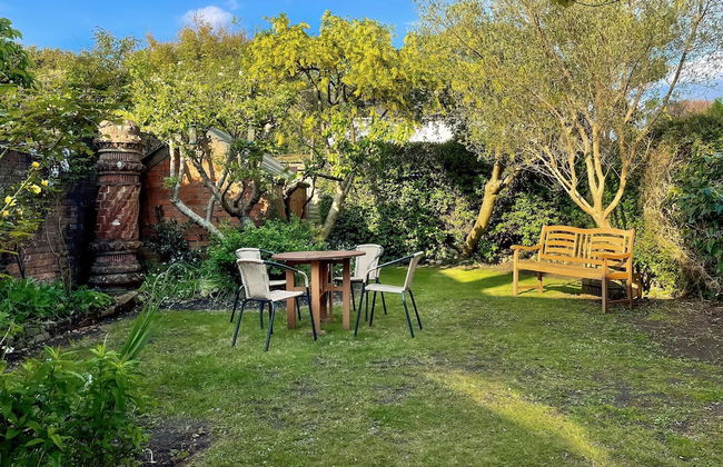 Grove Cottage - Photo 36