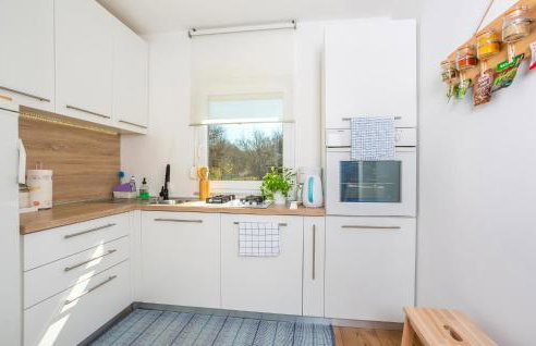 3 Bedroom Amazing Home In Malinska - Foto 7