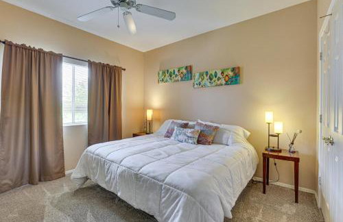 Getaway with Balcony and Spa 13 Mi to Old Town - Foto 11