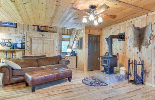 Relax Fireside! Hot Tub Haven on Table Rock Lake - Foto 4