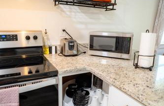 Renovated 2 Bed Walltown Home Walk to Duke! A - Foto 32