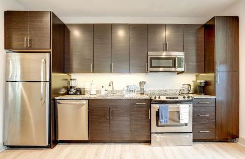 1BR Luxury Apartment With Rooftop Deck & Pool - Foto 21