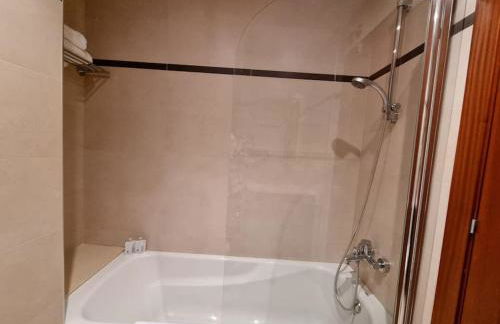 604B - Apartamento con garaje by R2R Consulting - Foto 27