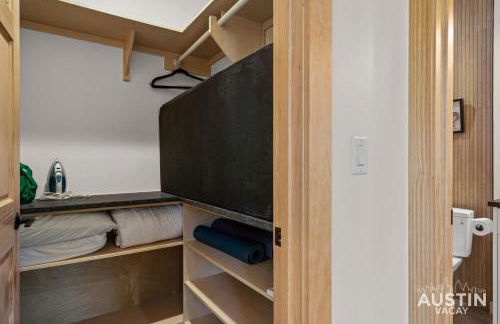 SoCo 1BR/1BA King Suite + Sunroom Porch, Near Zilker Park by Austin Vacay - Foto 28